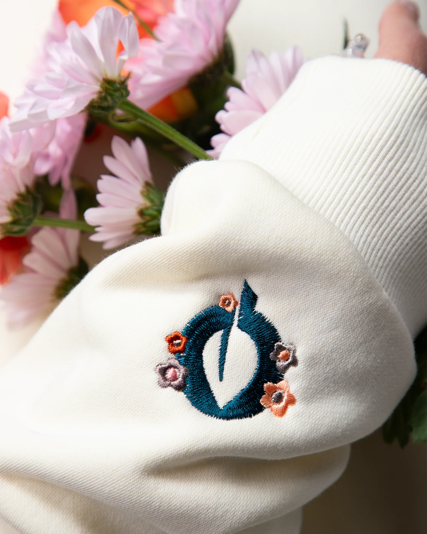 Bloom Hoodie Cream - Image 3